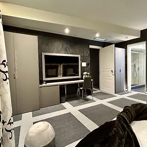 בית הארחה Private Luxury, רומא