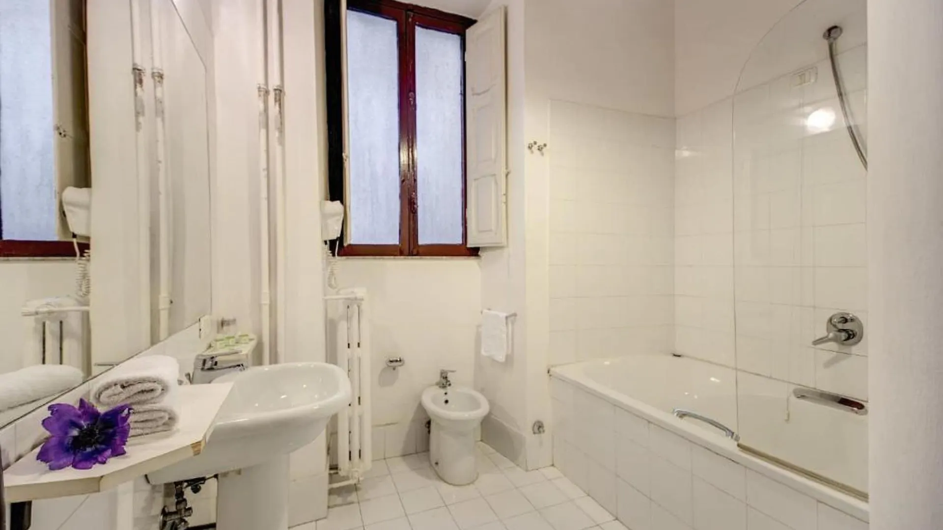 ** Konukevi Nova Domizia Otel Roma İtalya